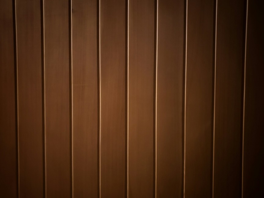 Image default